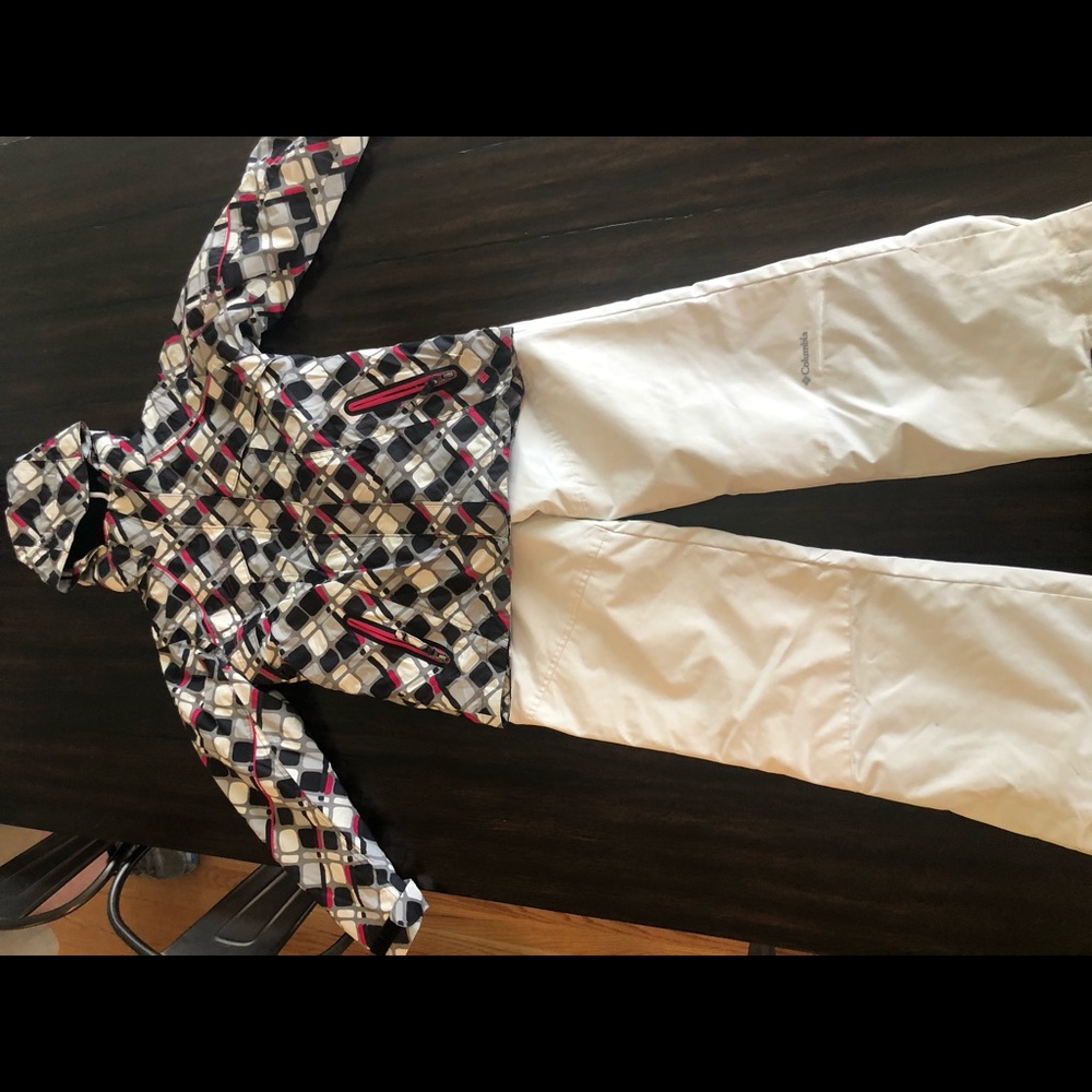 Columbia Kids Patterned Jacket and White Pants Set